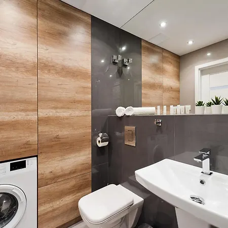Cracoview By Bed&bath 3*