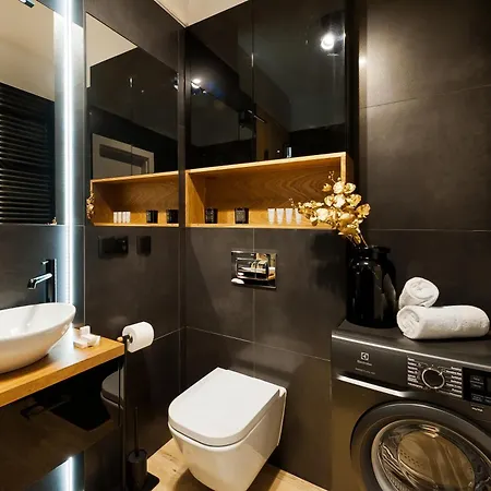 Cracoview By Bed&bath 3*
